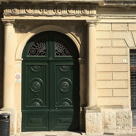 Palazzo Sabella Tommasi Vila Calimera  Exterior foto