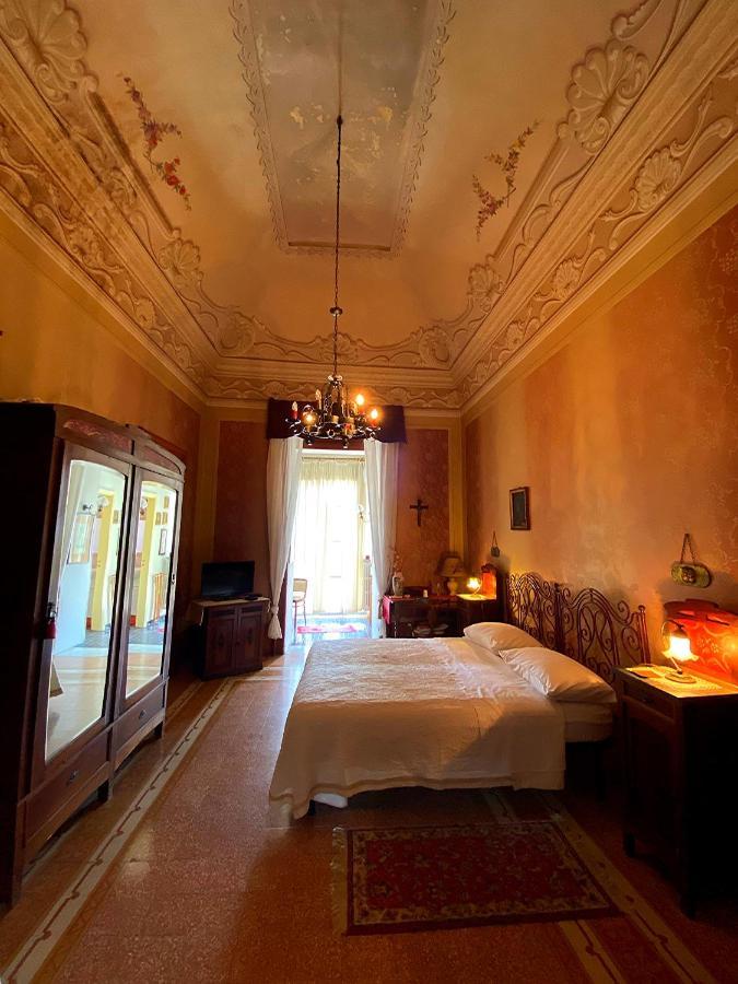 Palazzo Sabella Tommasi Vila Calimera  Exterior foto